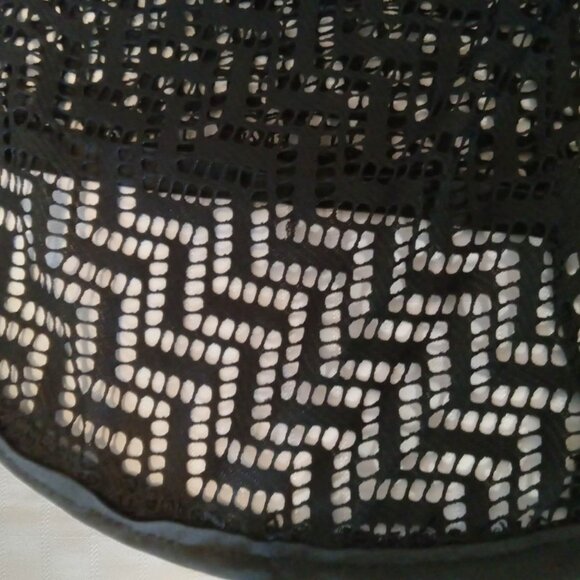 Black stretch hand made lace bathrobe, skirt, or cape - Picture 4 of 9